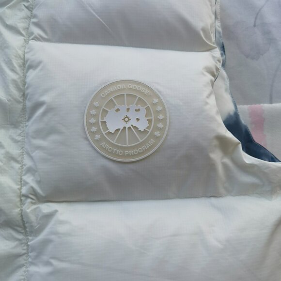 White Warm Canada Goose Down Vest Jacket - Picture 4 of 11